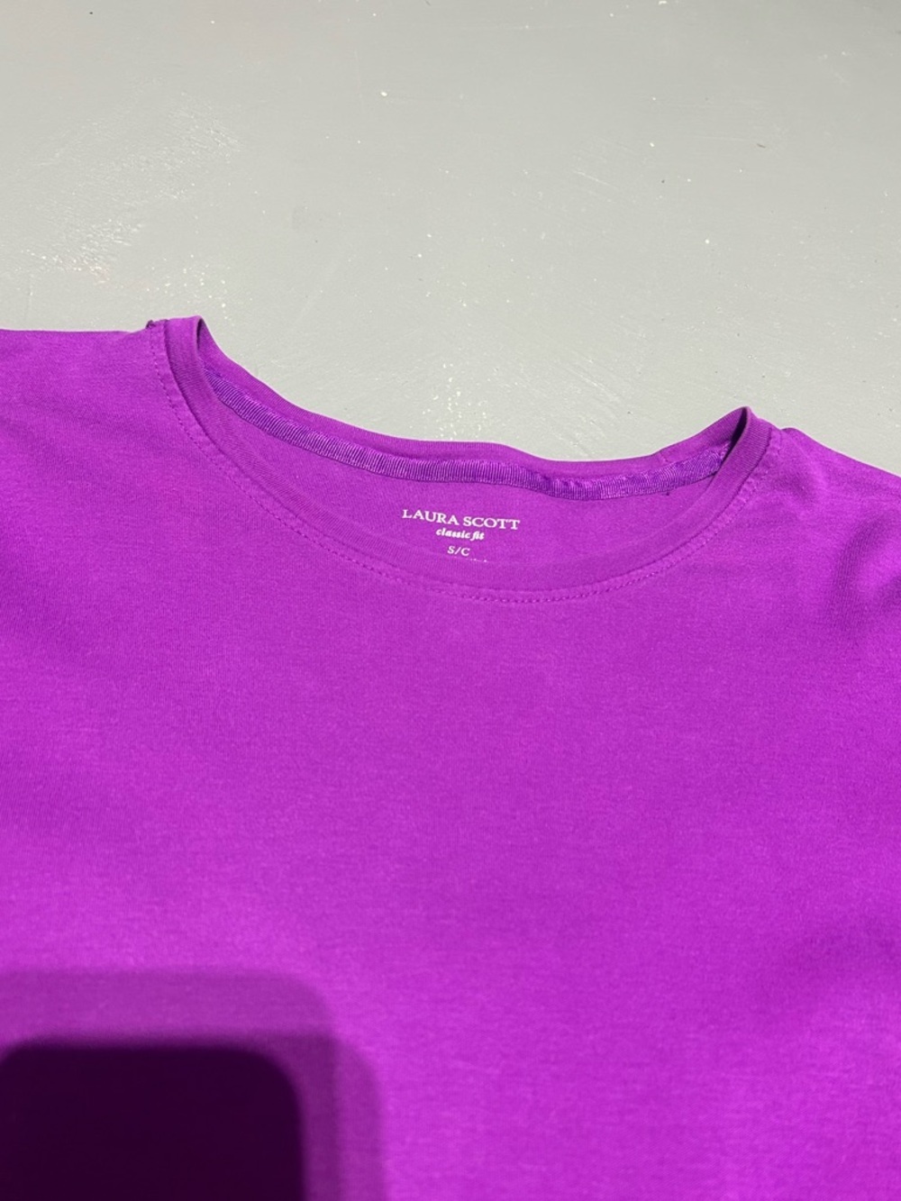 Laura Scott Purple Essential Classic Fit Short Sleeve Shirt (Women’s Small) - Picture 5 of 7